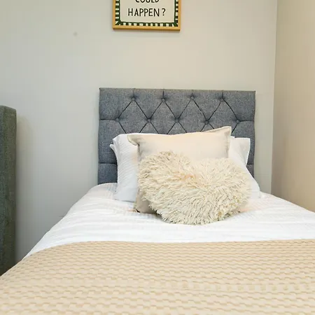Modern By The Arena Leeds (West Yorkshire)